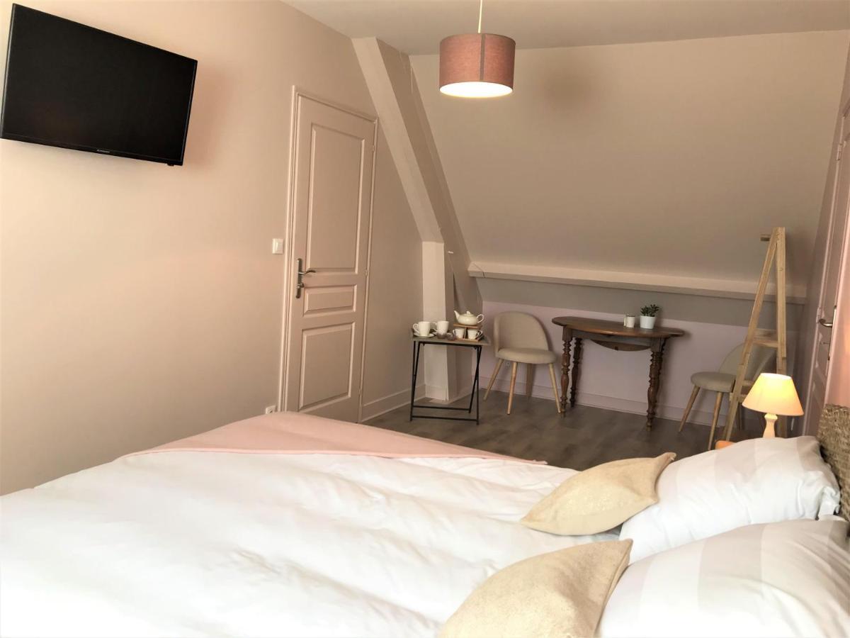 Au Coeur Des Chateaux Cheverny Bagian luar foto